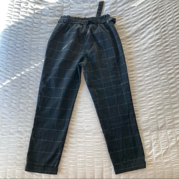 Black Patterned Pants from Ivy and Main!!! - Picture 2 of 3
